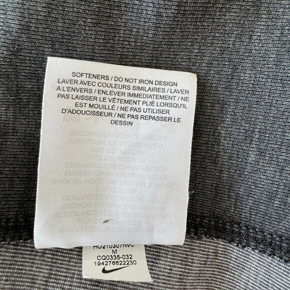 NIKE Jacket Size Medium Basketball Showtime Hoodie Wisconsin Impact Activewear - Picture 11 of 11